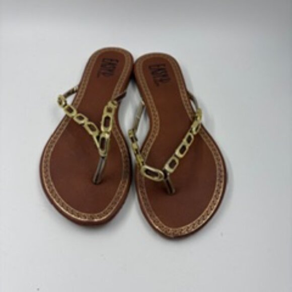 Easy USA Women's Flat Thong Sandals With Decorative Gold Chain Strap 6M - Picture 2 of 5